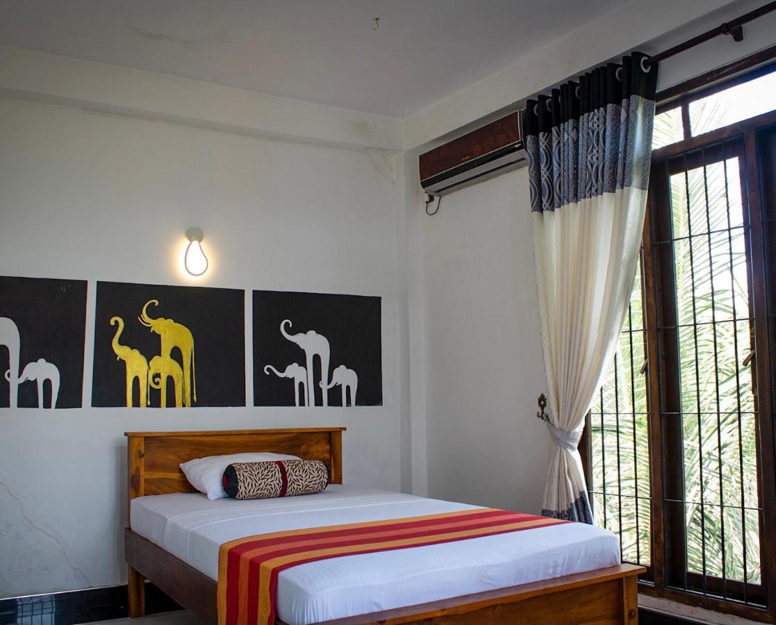 Gold Crown Residence Dambulla Kültér fotó